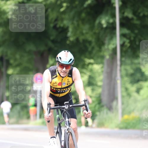 15.06.2025 - 7 Türme Triathlon Yannick Fuchs http://msf.ph/oto/8017499 15.06.2025 13:30:55 Radfahren 257, 1052 meine-sportfotos.de
