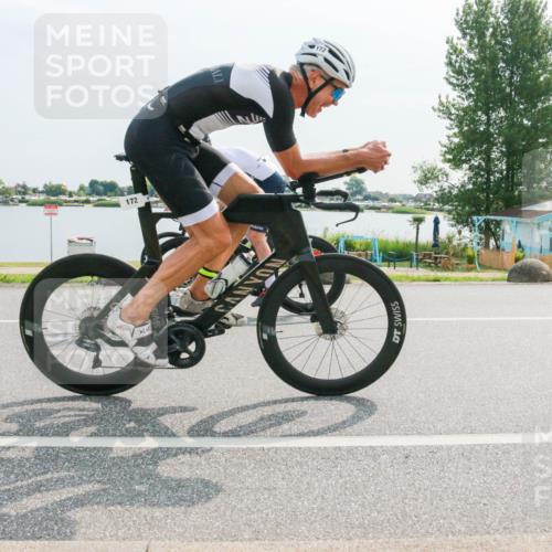 15.06.2025 - 27. Vierlanden-Triathlon H.Heesch http://msf.ph/oto/8017506 15.06.2025 10:04:46 Radfahren 116, 172, 268, 312, 314, 341, 438 meine-sportfotos.de