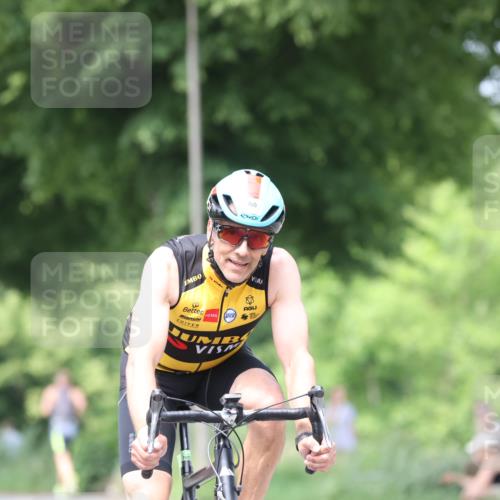 15.06.2025 - 7 Türme Triathlon Yannick Fuchs http://msf.ph/oto/8017514 15.06.2025 13:30:55 Radfahren 257, 1052 meine-sportfotos.de