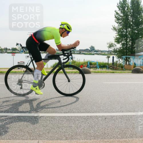 15.06.2025 - 27. Vierlanden-Triathlon H.Heesch http://msf.ph/oto/8017530 15.06.2025 09:19:41 Radfahren 99, 199 meine-sportfotos.de