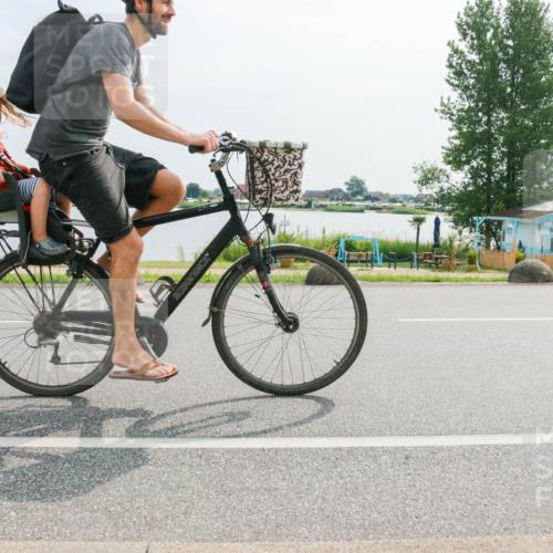 15.06.2025 - 27. Vierlanden-Triathlon H.Heesch http://msf.ph/oto/8017741 15.06.2025 10:10:43 Radfahren 25, 390, 432 meine-sportfotos.de