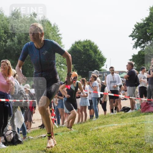15.06.2025 - 27. Vierlanden-Triathlon KatJ http://msf.ph/oto/8017748 15.06.2025 10:17:06 Schwimmen 471, 479, 484, 510, 551, 556, 566, 567, 602, 610 meine-sportfotos.de