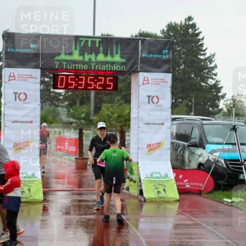 15.06.2025 - 7 Türme Triathlon Michael Strokosch http://msf.ph/oto/8017757 15.06.2025 15:35:25 Ziel 281 meine-sportfotos.de