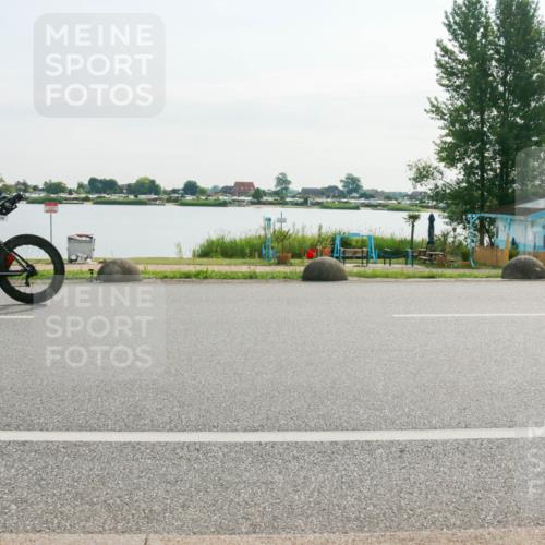 15.06.2025 - 27. Vierlanden-Triathlon H.Heesch http://msf.ph/oto/8017773 15.06.2025 09:20:37 Radfahren 5, 73 meine-sportfotos.de