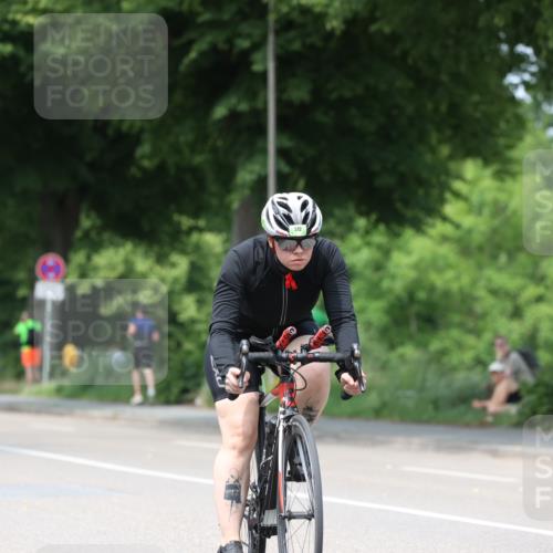 15.06.2025 - 7 Türme Triathlon Yannick Fuchs http://msf.ph/oto/8017776 15.06.2025 13:31:08 Radfahren 386, 512, 621, 938, 1166 meine-sportfotos.de