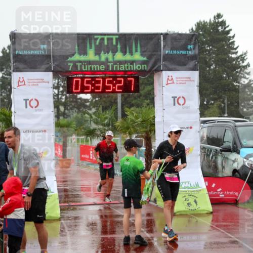 15.06.2025 - 7 Türme Triathlon Michael Strokosch http://msf.ph/oto/8017800 15.06.2025 15:35:27 Ziel 281 meine-sportfotos.de