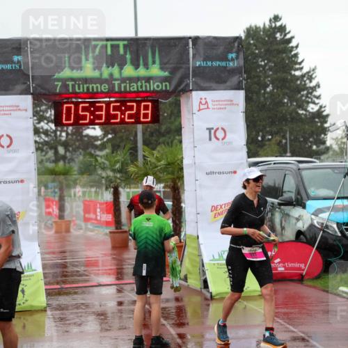 15.06.2025 - 7 Türme Triathlon Michael Strokosch http://msf.ph/oto/8017818 15.06.2025 15:35:27 Ziel 281 meine-sportfotos.de