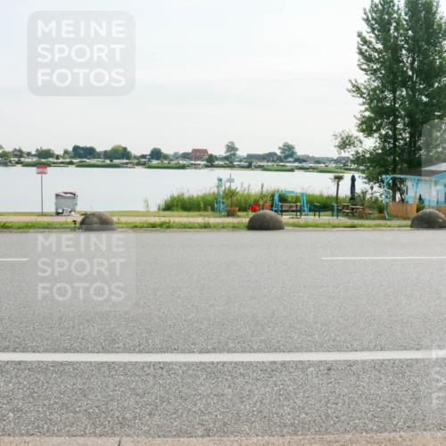 15.06.2025 - 27. Vierlanden-Triathlon H.Heesch http://msf.ph/oto/8017819 15.06.2025 09:20:53 Radfahren 21, 88, 111, 121, 194 meine-sportfotos.de