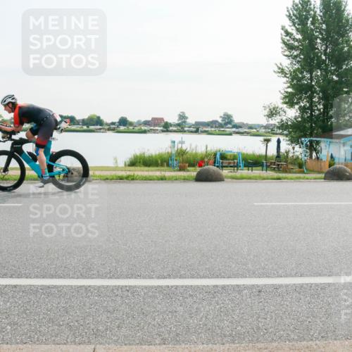 15.06.2025 - 27. Vierlanden-Triathlon H.Heesch http://msf.ph/oto/8017833 15.06.2025 09:20:59 Radfahren 21, 111, 213 meine-sportfotos.de