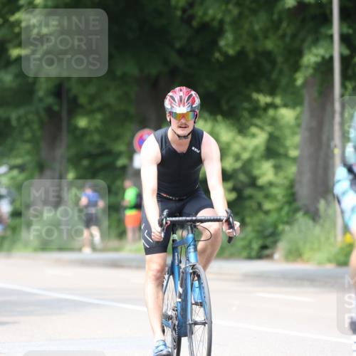 15.06.2025 - 7 Türme Triathlon Yannick Fuchs http://msf.ph/oto/8017877 15.06.2025 13:31:13 Radfahren 386, 938, 1166 meine-sportfotos.de