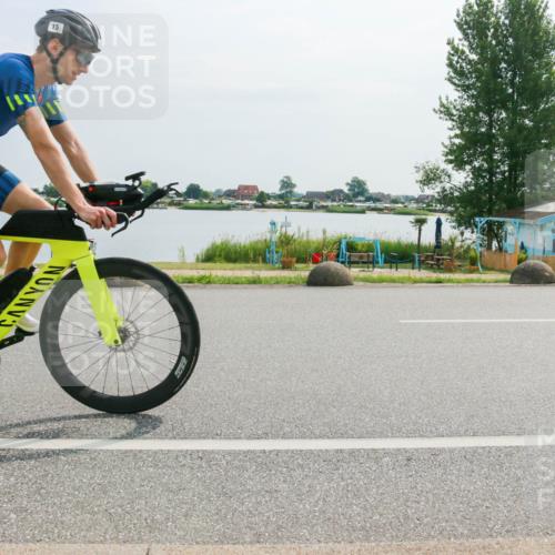 15.06.2025 - 27. Vierlanden-Triathlon H.Heesch http://msf.ph/oto/8017896 15.06.2025 10:11:43 Radfahren 15, 17, 84, 173, 416, 1398 meine-sportfotos.de