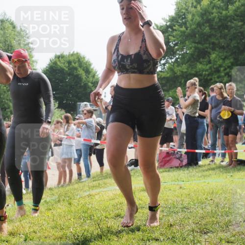 15.06.2025 - 27. Vierlanden-Triathlon KatJ http://msf.ph/oto/8017903 15.06.2025 10:17:14 Schwimmen 479, 510, 556, 567, 575, 581, 602 meine-sportfotos.de