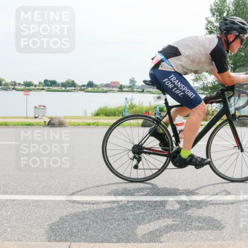 15.06.2025 - 27. Vierlanden-Triathlon H.Heesch http://msf.ph/oto/8017986 15.06.2025 10:13:28 Radfahren 90 meine-sportfotos.de