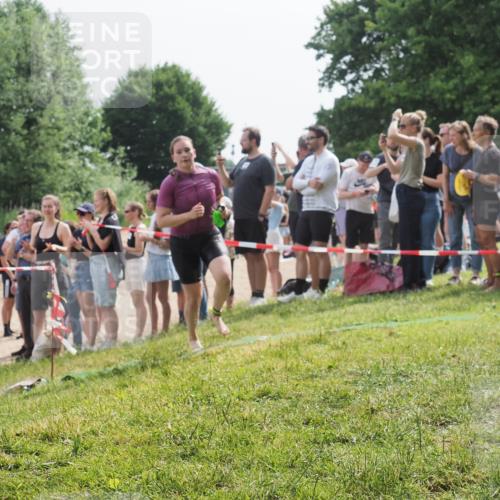 15.06.2025 - 27. Vierlanden-Triathlon KatJ http://msf.ph/oto/8018009 15.06.2025 10:17:18 Schwimmen 479, 510, 556, 575, 581, 584, 602 meine-sportfotos.de