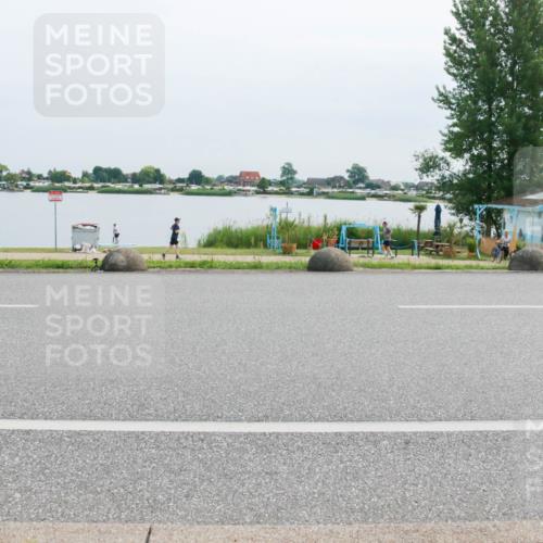 15.06.2025 - 27. Vierlanden-Triathlon H.Heesch http://msf.ph/oto/8018036 15.06.2025 11:14:28 Radfahren 19, 160, 380, 663, 855 meine-sportfotos.de