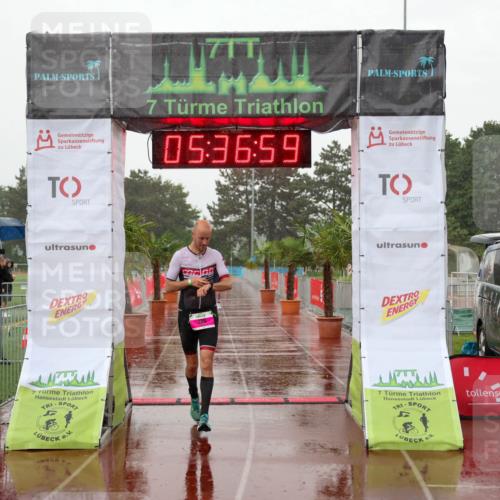15.06.2025 - 7 Türme Triathlon Michael Strokosch http://msf.ph/oto/8018056 15.06.2025 15:36:59 Ziel 339 meine-sportfotos.de