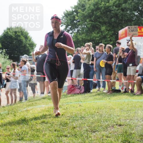 15.06.2025 - 27. Vierlanden-Triathlon KatJ http://msf.ph/oto/8018066 15.06.2025 10:17:22 Schwimmen 529, 556, 575, 581, 584 meine-sportfotos.de