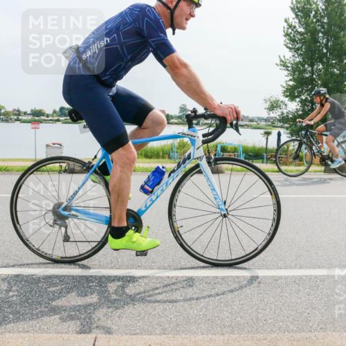 15.06.2025 - 27. Vierlanden-Triathlon H.Heesch http://msf.ph/oto/8018101 15.06.2025 10:14:59 Radfahren 83, 203, 455 meine-sportfotos.de