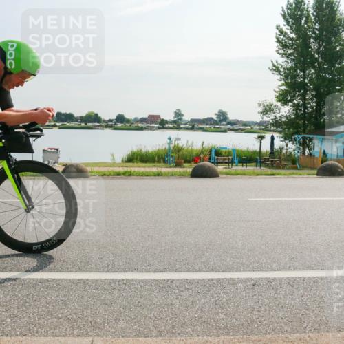 15.06.2025 - 27. Vierlanden-Triathlon H.Heesch http://msf.ph/oto/8018105 15.06.2025 09:23:32 Radfahren 109, 134 meine-sportfotos.de