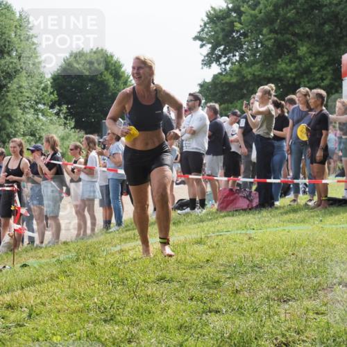 15.06.2025 - 27. Vierlanden-Triathlon KatJ http://msf.ph/oto/8018124 15.06.2025 10:17:25 Schwimmen 529, 575, 581, 582, 584, 594 meine-sportfotos.de