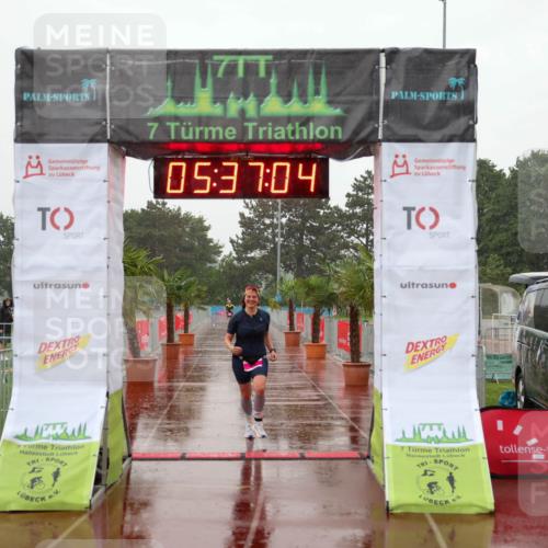 15.06.2025 - 7 Türme Triathlon Michael Strokosch http://msf.ph/oto/8018133 15.06.2025 15:37:04 Ziel 298, 339 meine-sportfotos.de