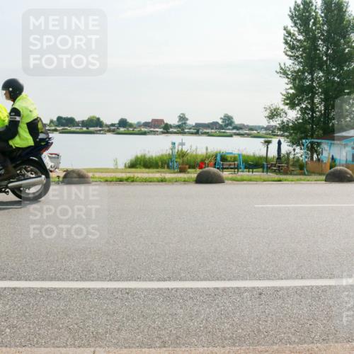 15.06.2025 - 27. Vierlanden-Triathlon H.Heesch http://msf.ph/oto/8018152 15.06.2025 09:24:07 Radfahren  meine-sportfotos.de