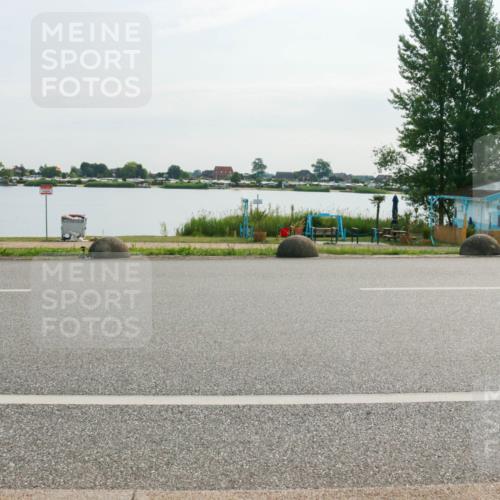 15.06.2025 - 27. Vierlanden-Triathlon H.Heesch http://msf.ph/oto/8018280 15.06.2025 09:28:29 Radfahren 113, 154 meine-sportfotos.de