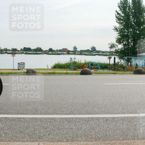 15.06.2025 - 27. Vierlanden-Triathlon H.Heesch http://msf.ph/oto/8018286 15.06.2025 09:28:30 Radfahren 113, 154 meine-sportfotos.de