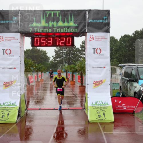 15.06.2025 - 7 Türme Triathlon Michael Strokosch http://msf.ph/oto/8018293 15.06.2025 15:37:20 Ziel 258 meine-sportfotos.de