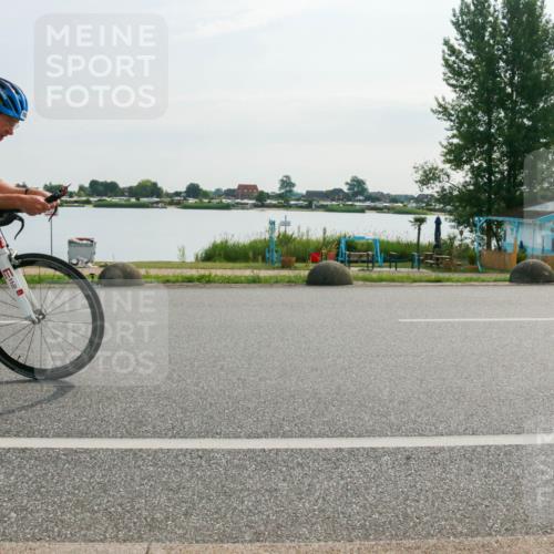 15.06.2025 - 27. Vierlanden-Triathlon H.Heesch http://msf.ph/oto/8018304 15.06.2025 09:28:54 Radfahren 172, 183, 233 meine-sportfotos.de