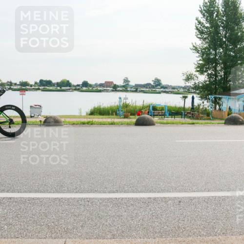 15.06.2025 - 27. Vierlanden-Triathlon H.Heesch http://msf.ph/oto/8018340 15.06.2025 09:29:24 Radfahren 134 meine-sportfotos.de