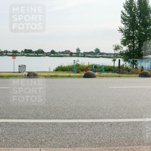 15.06.2025 - 27. Vierlanden-Triathlon H.Heesch http://msf.ph/oto/8018344 15.06.2025 09:29:24 Radfahren 134 meine-sportfotos.de