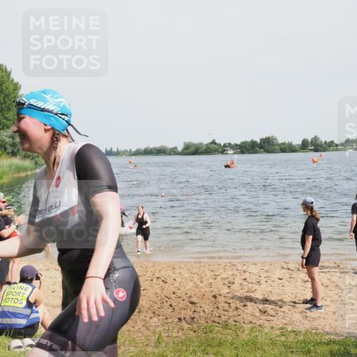 21.06.2025 - 27. Vierlanden-Triathlon MichiJ http://msf.ph/oto/8018348 15.06.2026 10:18:28 Schwimmen 495, 533, 535, 621, 628 meine-sportfotos.de