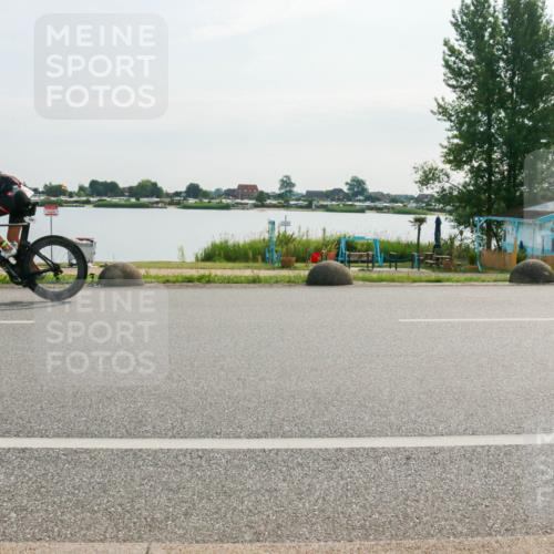 15.06.2025 - 27. Vierlanden-Triathlon H.Heesch http://msf.ph/oto/8018354 15.06.2025 09:30:05 Radfahren 109, 115, 139 meine-sportfotos.de