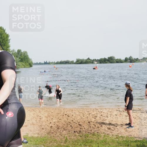 21.06.2025 - 27. Vierlanden-Triathlon MichiJ http://msf.ph/oto/8018365 15.06.2026 10:18:29 Schwimmen 495, 533, 535, 621, 628 meine-sportfotos.de