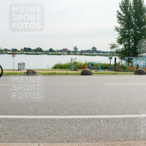 15.06.2025 - 27. Vierlanden-Triathlon H.Heesch http://msf.ph/oto/8018366 15.06.2025 09:30:07 Radfahren 109, 115, 139, 167 meine-sportfotos.de
