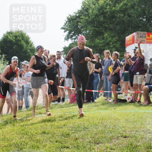 15.06.2025 - 27. Vierlanden-Triathlon KatJ http://msf.ph/oto/8018378 15.06.2025 10:17:37 Schwimmen 485, 488, 492, 493, 519, 532, 537, 552, 557, 562, 572, 582, 588, 594, 626 meine-sportfotos.de