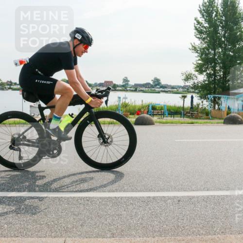 15.06.2025 - 27. Vierlanden-Triathlon H.Heesch http://msf.ph/oto/8018380 15.06.2025 09:30:11 Radfahren 109, 115, 139, 167 meine-sportfotos.de