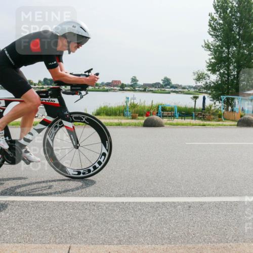 15.06.2025 - 27. Vierlanden-Triathlon H.Heesch http://msf.ph/oto/8018415 15.06.2025 10:17:37 Radfahren 60, 80, 86 meine-sportfotos.de