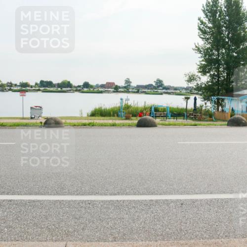 15.06.2025 - 27. Vierlanden-Triathlon H.Heesch http://msf.ph/oto/8018435 15.06.2025 09:31:14 Radfahren 114 meine-sportfotos.de