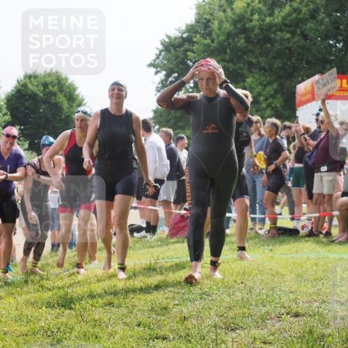 15.06.2025 - 27. Vierlanden-Triathlon KatJ http://msf.ph/oto/8018440 15.06.2025 10:17:38 Schwimmen 485, 488, 492, 493, 519, 532, 537, 552, 557, 562, 572, 582, 588, 594, 626 meine-sportfotos.de