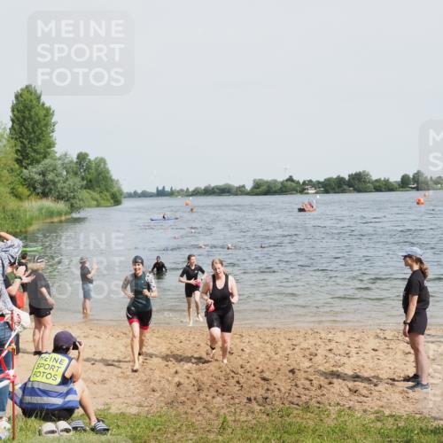 21.06.2025 - 27. Vierlanden-Triathlon MichiJ http://msf.ph/oto/8018470 15.06.2026 10:18:31 Schwimmen 495, 533, 535, 621, 628 meine-sportfotos.de