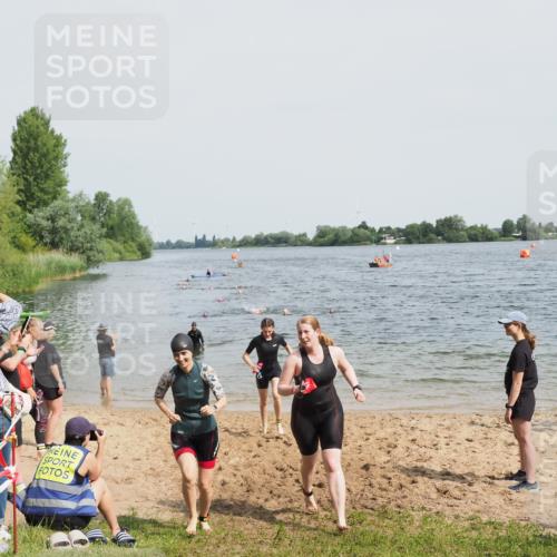 21.06.2025 - 27. Vierlanden-Triathlon MichiJ http://msf.ph/oto/8018540 15.06.2026 10:18:32 Schwimmen 495, 533, 535, 621, 628 meine-sportfotos.de