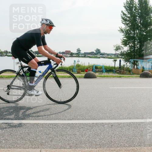 15.06.2025 - 27. Vierlanden-Triathlon H.Heesch http://msf.ph/oto/8018548 15.06.2025 09:32:13 Radfahren 123, 225 meine-sportfotos.de
