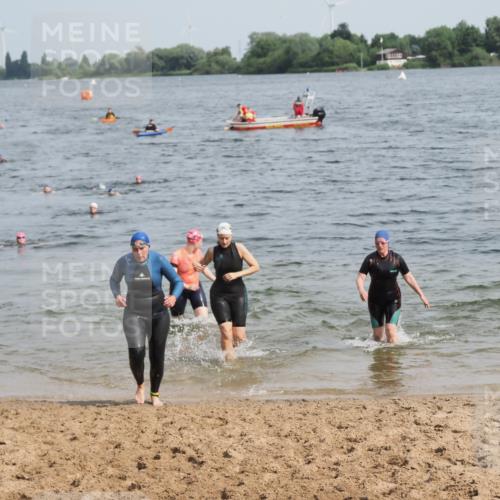 21.06.2025 - 27. Vierlanden-Triathlon MichiJ http://msf.ph/oto/8018824 15.06.2026 10:19:02 Schwimmen 478, 498, 543 meine-sportfotos.de