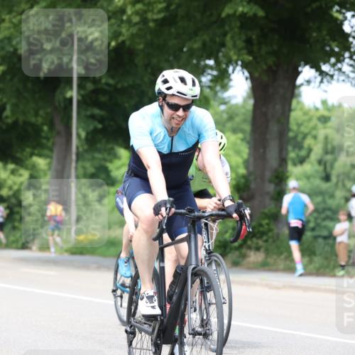15.06.2025 - 7 Türme Triathlon Yannick Fuchs http://msf.ph/oto/8018827 15.06.2025 13:31:44 Radfahren 234, 582, 986, 988, 1004, 1198 meine-sportfotos.de