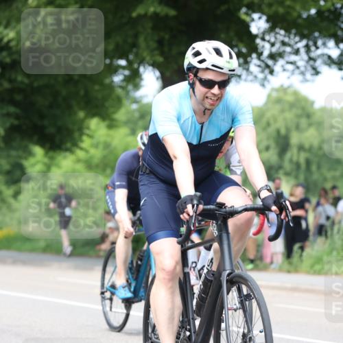 15.06.2025 - 7 Türme Triathlon Yannick Fuchs http://msf.ph/oto/8018832 15.06.2025 13:31:45 Radfahren 234, 582, 708, 986, 988, 990, 1004, 1198 meine-sportfotos.de