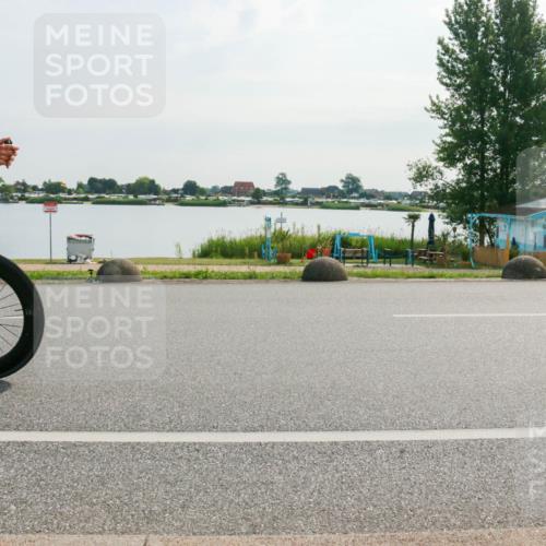15.06.2025 - 27. Vierlanden-Triathlon H.Heesch http://msf.ph/oto/8018869 15.06.2025 09:34:27 Radfahren 87, 188 meine-sportfotos.de