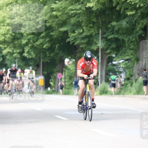 15.06.2025 - 7 Türme Triathlon Yannick Fuchs http://msf.ph/oto/8018877 15.06.2025 13:31:46 Radfahren 234, 327, 582, 708, 986, 988, 990, 1004, 1198 meine-sportfotos.de