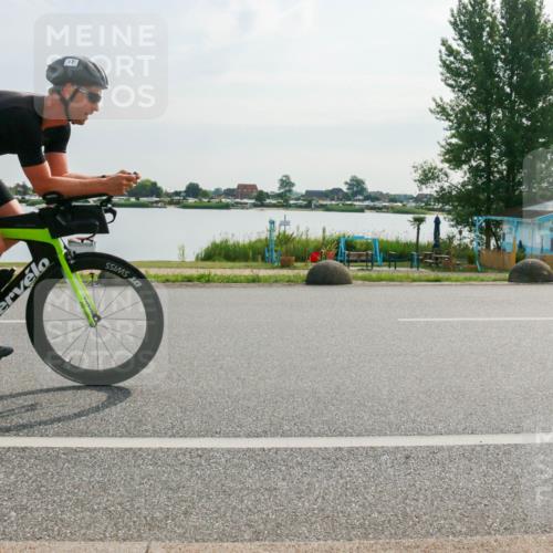 15.06.2025 - 27. Vierlanden-Triathlon H.Heesch http://msf.ph/oto/8018915 15.06.2025 09:35:04 Radfahren 17 meine-sportfotos.de